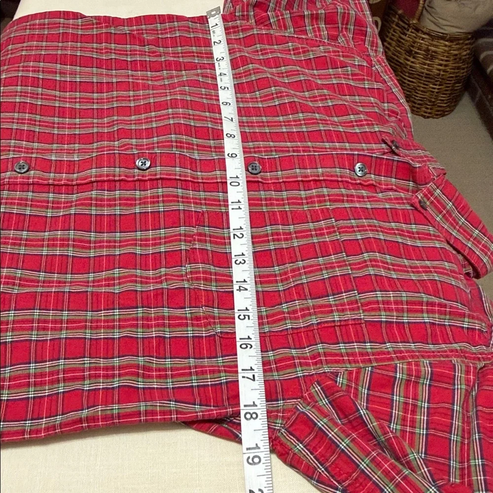 Old Navy Red and Green Plaid Boy’s Button Down Shirt, Size 8.